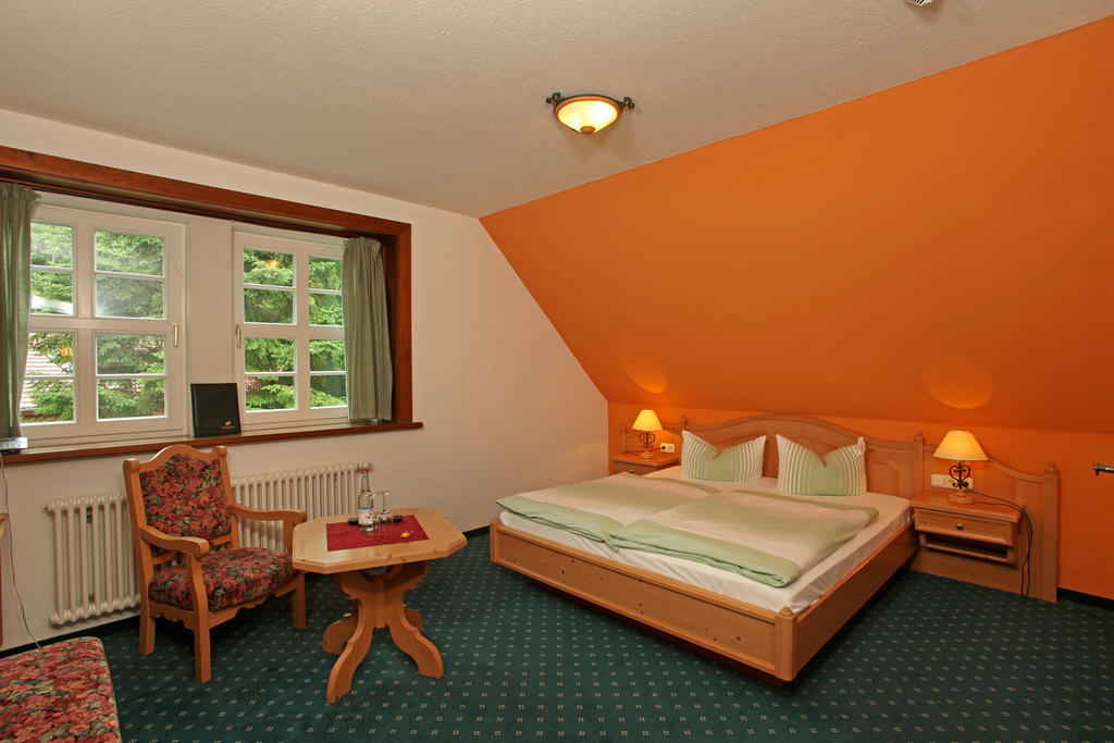 Hotel Boltenmuehle Guhlen Glienicke Kamer foto