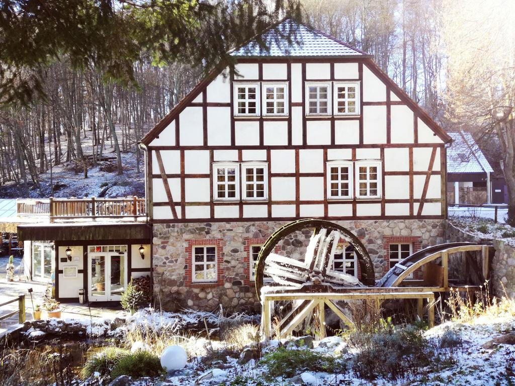 Hotel Boltenmuehle Guhlen Glienicke Buitenkant foto
